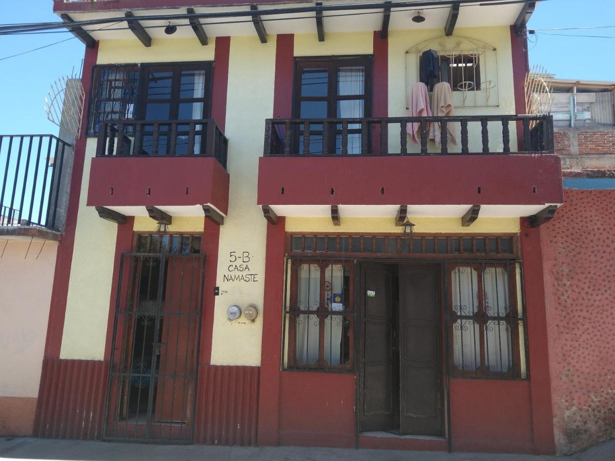 ホテルCasa Namaste San Cristóbal de Las Casas エクステリア 写真