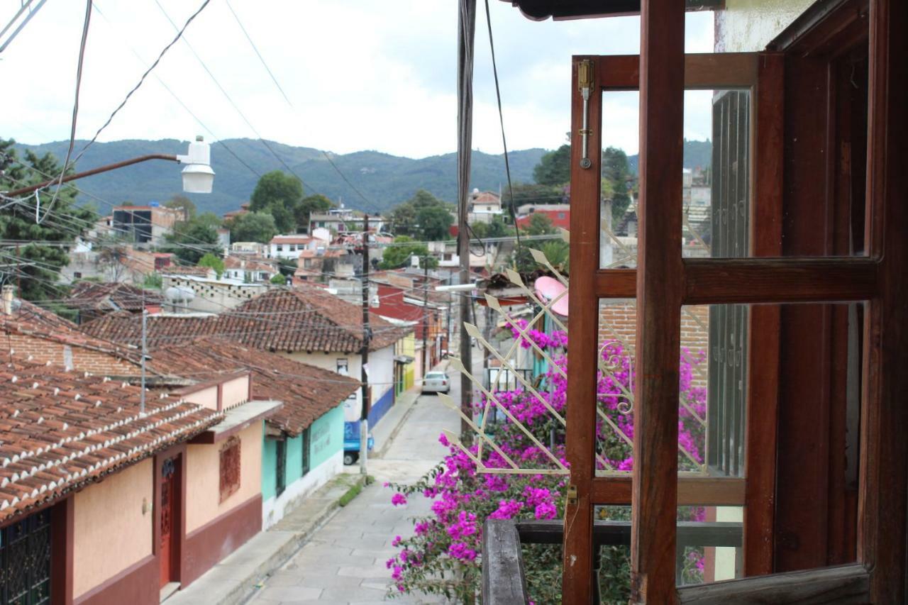 ホテルCasa Namaste San Cristóbal de Las Casas エクステリア 写真